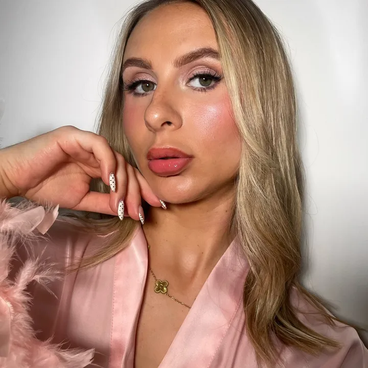 @summerlouise._