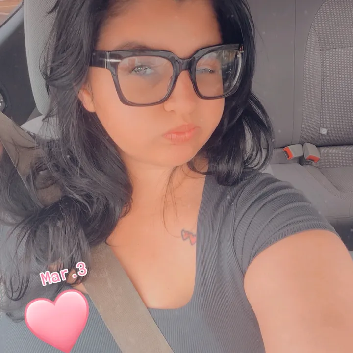 @skylahreyes