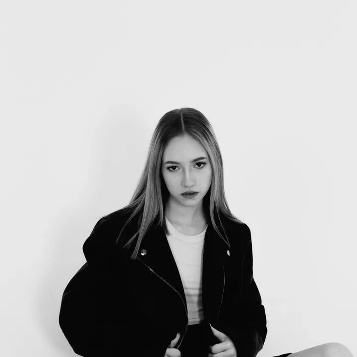 @karelinamee