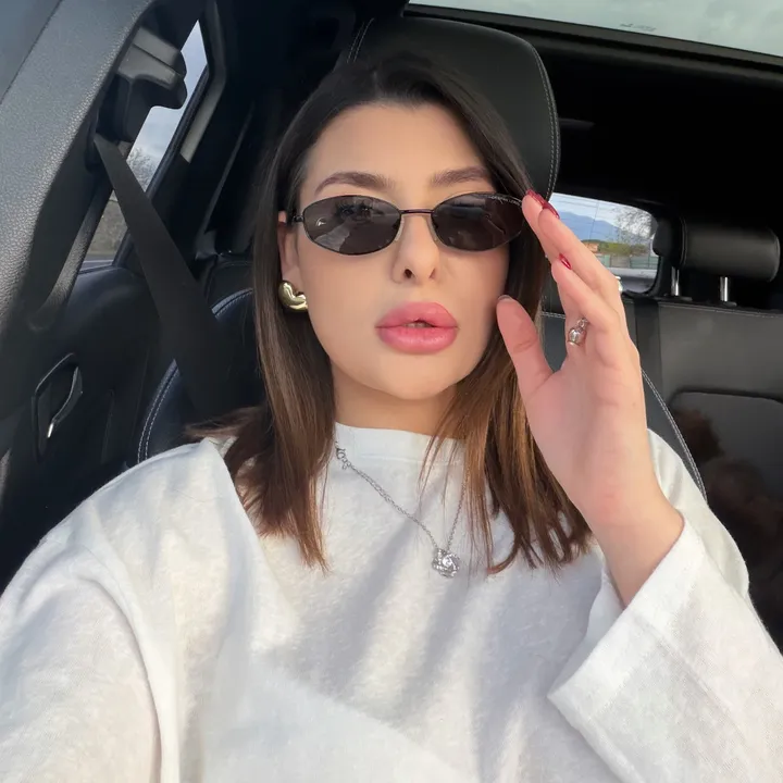 @carmendecrescenzo02