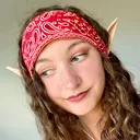 @caitlunaria