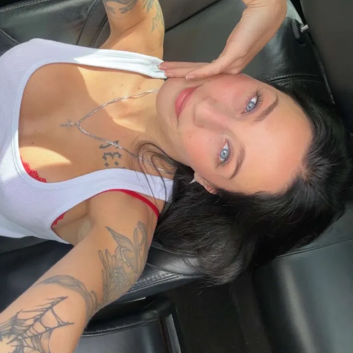 hailey_garrison