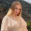 @emilymarieb
