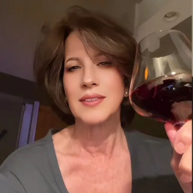 @d.isfordebra