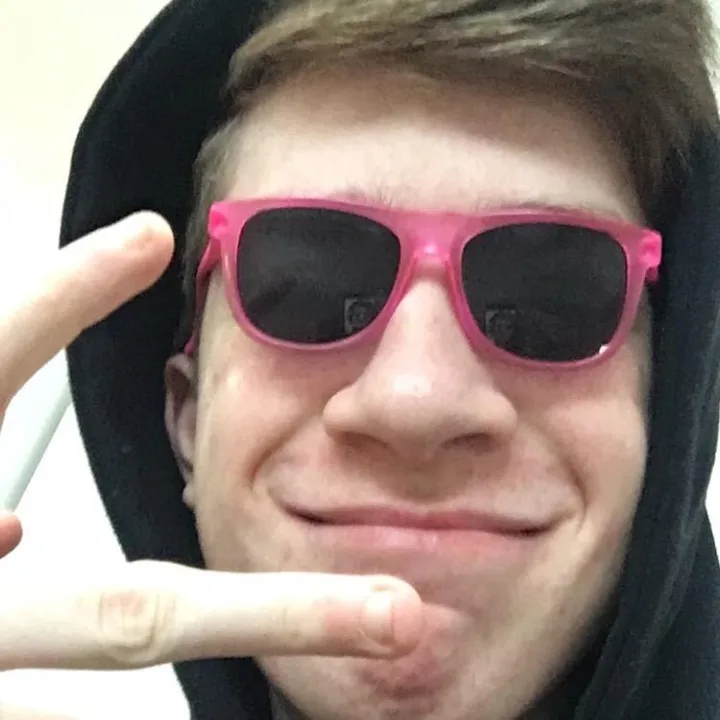 @tom_osbourne