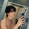hot_b0ys._