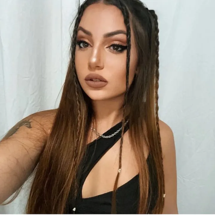 @neckermidhe