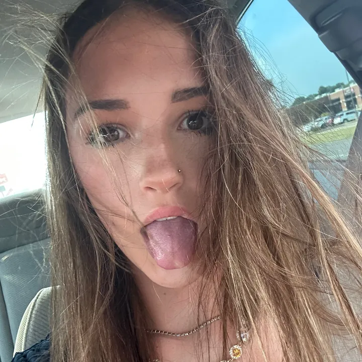 @kyleeb._