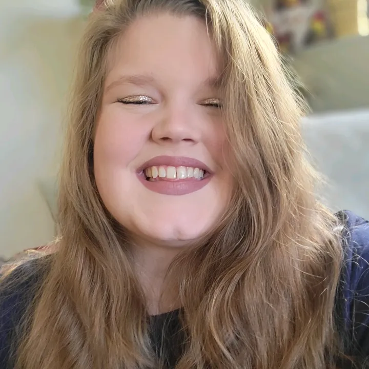 @kneadcakey