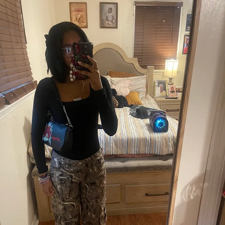 @kamari1318