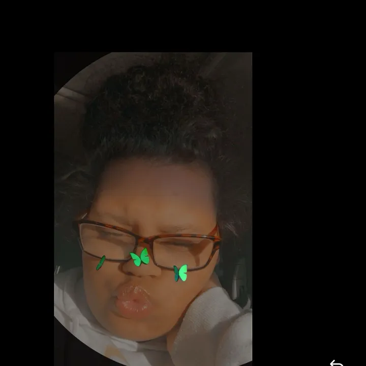 @lifewithjulies
