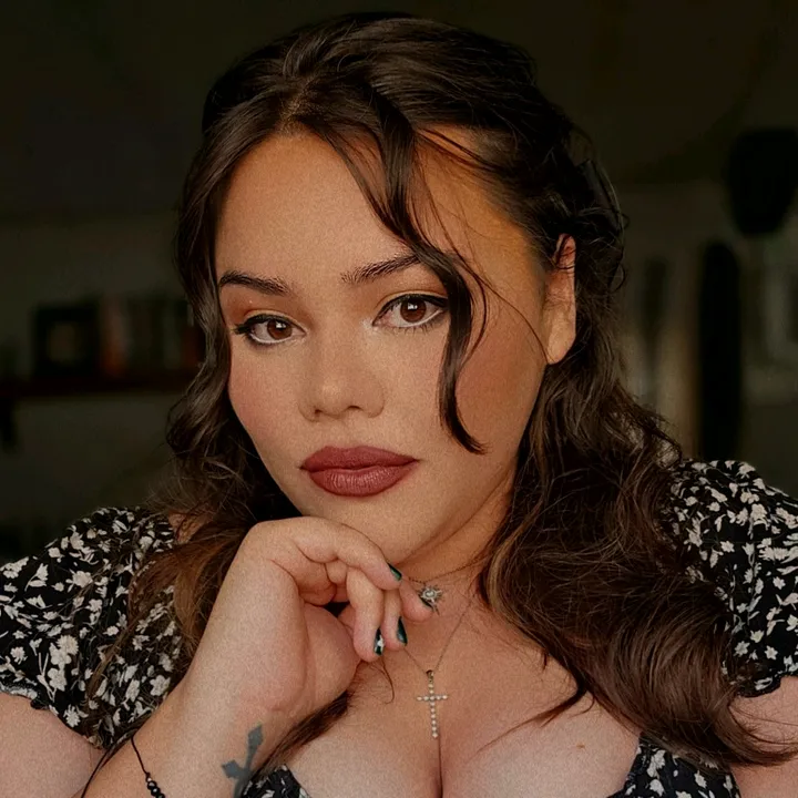 @ladybugshmew1308