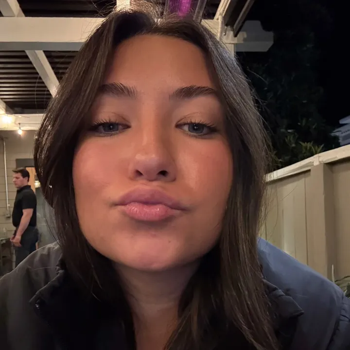 @kaylaademski