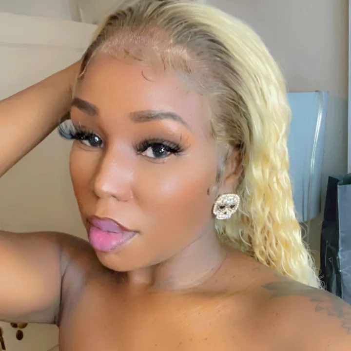 lola_bleu37