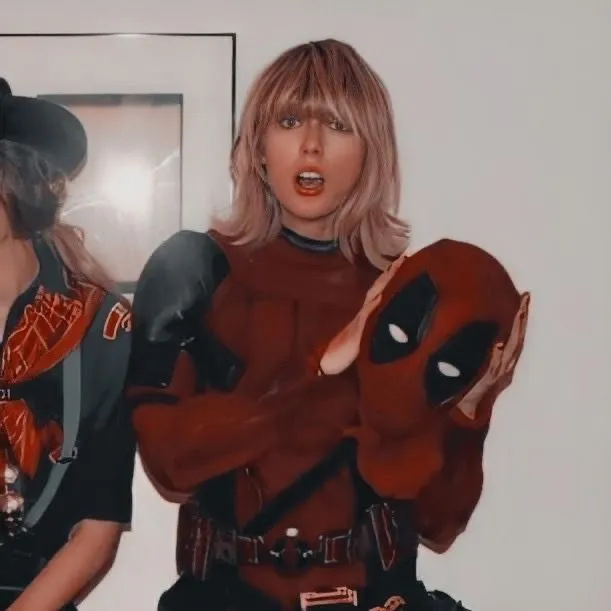 @justyourfellowswiftie