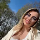 @lariisaaamaria
