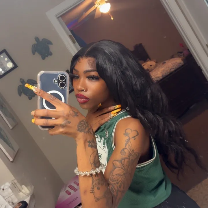 @only1desi_