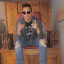 @johnkneekong