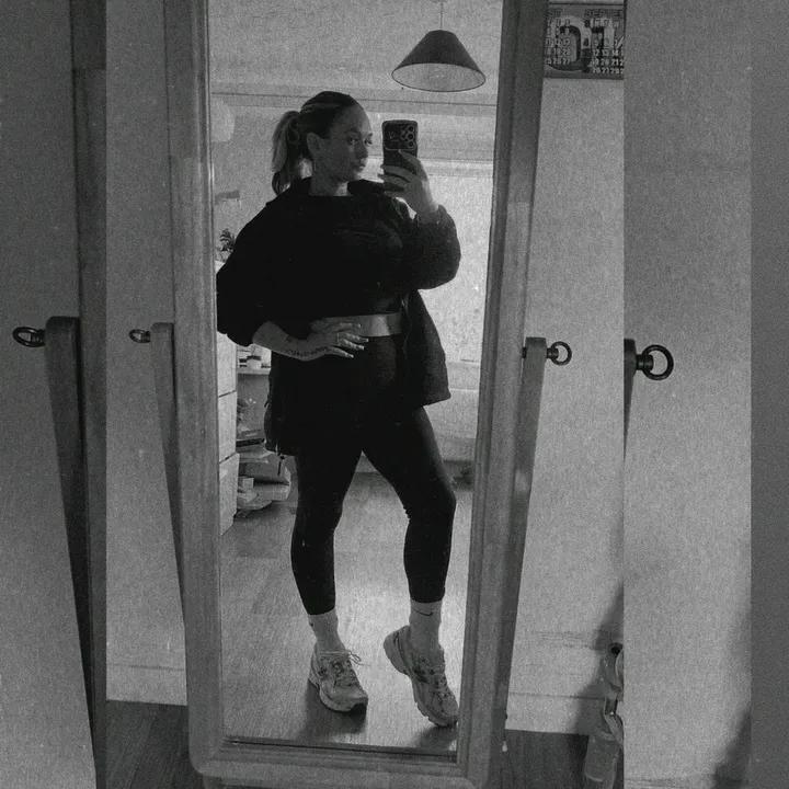 @robyn353522