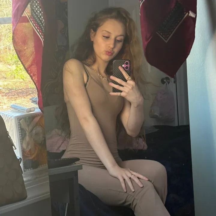 @emilyy.gr4cee