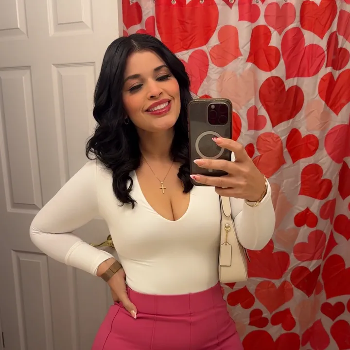 @lizbeth.live2