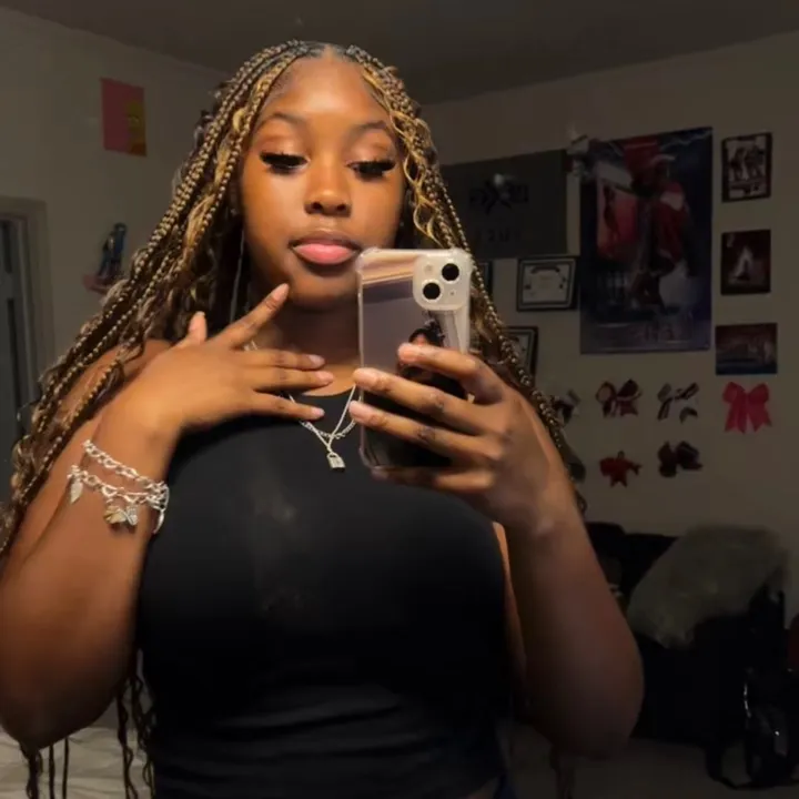 @theonefinetallgirl