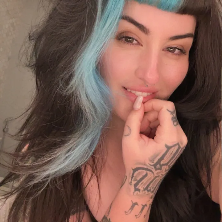 @krunchymuffin