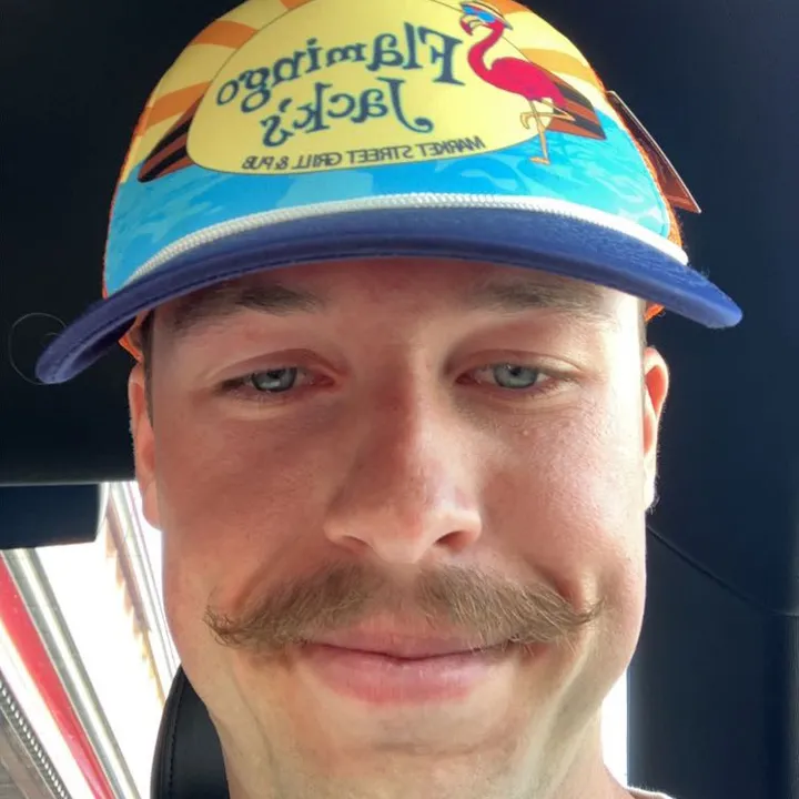 @whacky_jitehouse