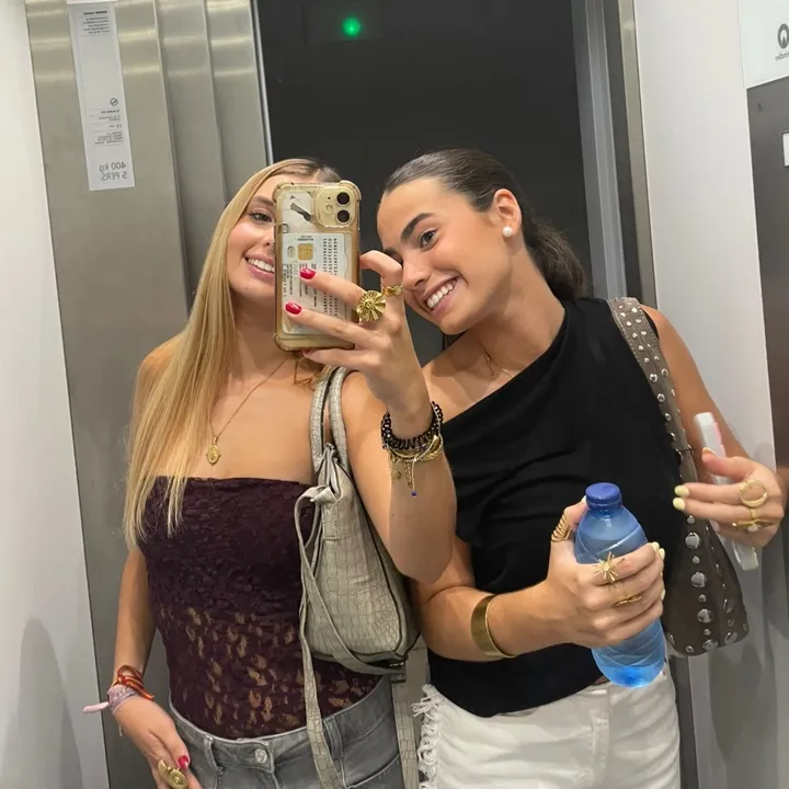 @loolaapereez