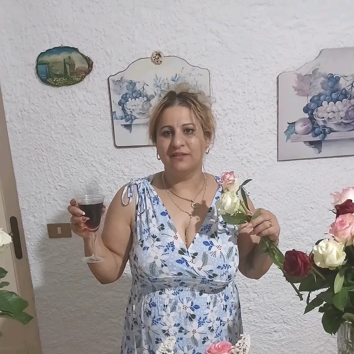 @elena.buturel