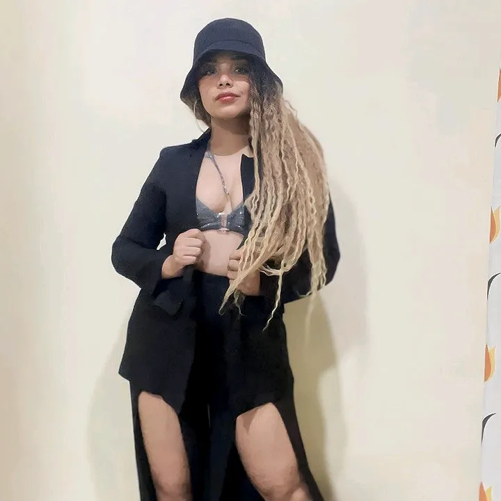 @zinabby1986
