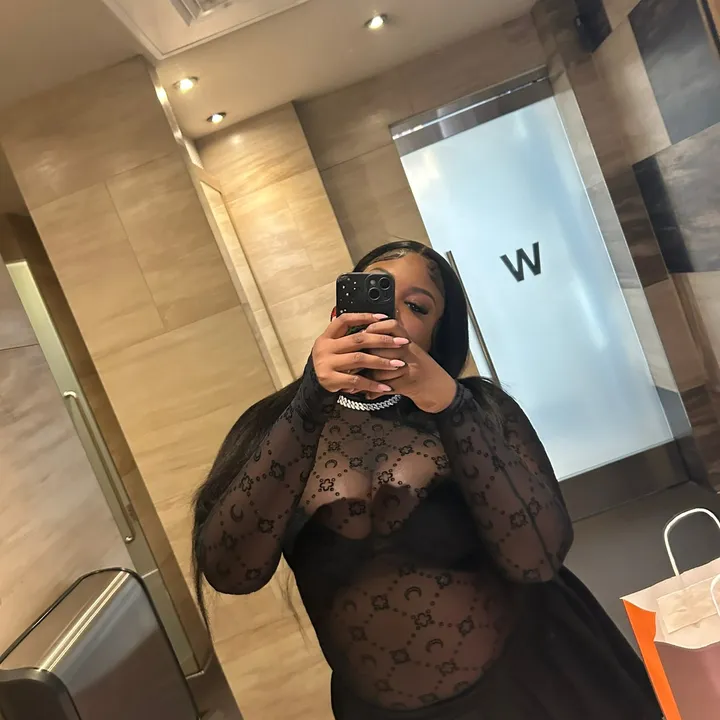 @kaylafzgg