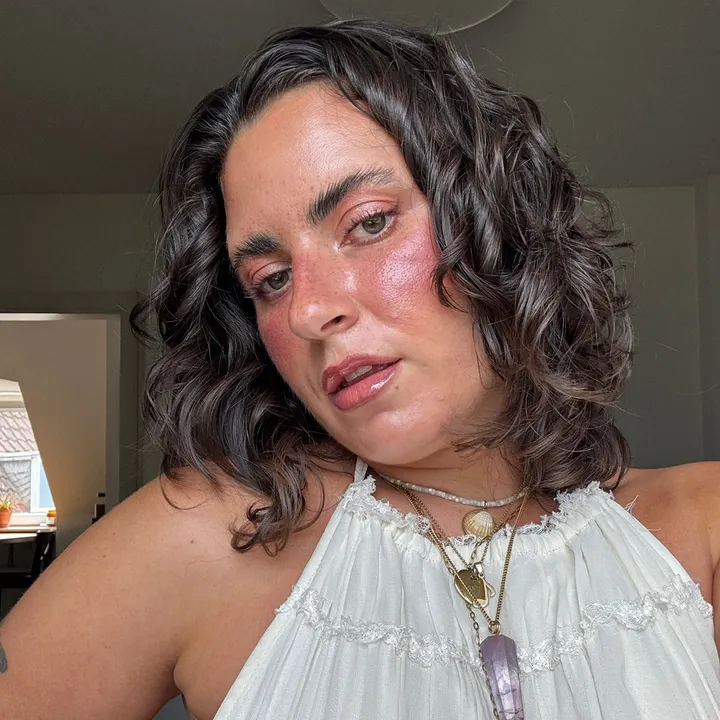 @vanessalovino
