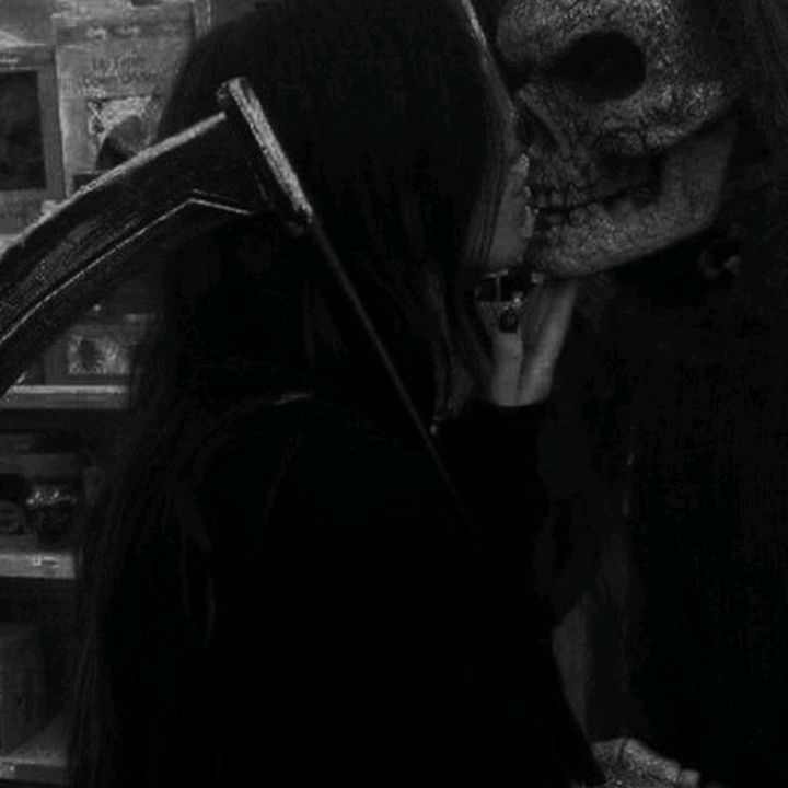 𝓢𝓮𝓻𝓮𝓷𝓪 😈🖤💀☠️ - original sound
