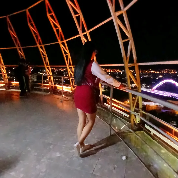 cynthi_flores