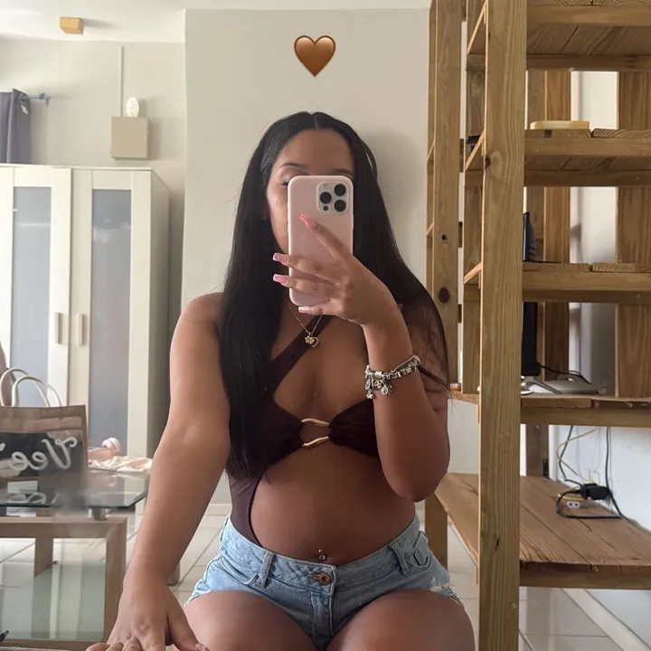 __prettyyvee