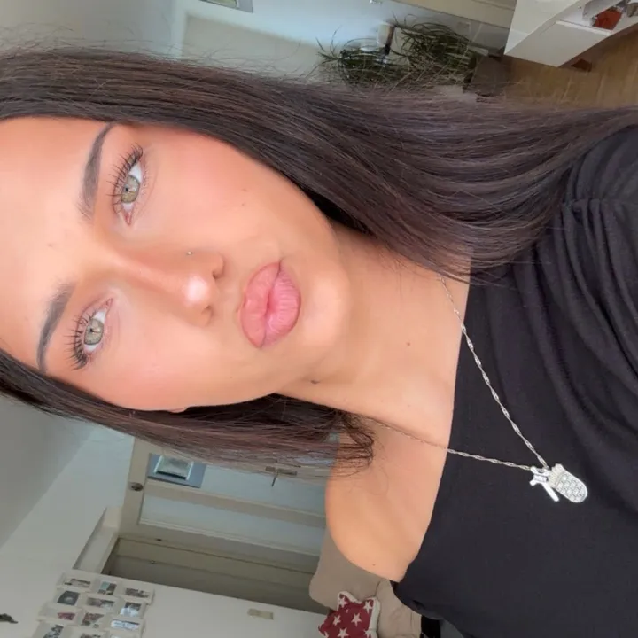 @leonardaxxc