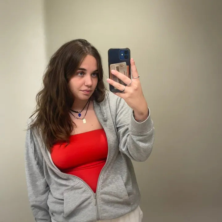 @chiaraa.perronee