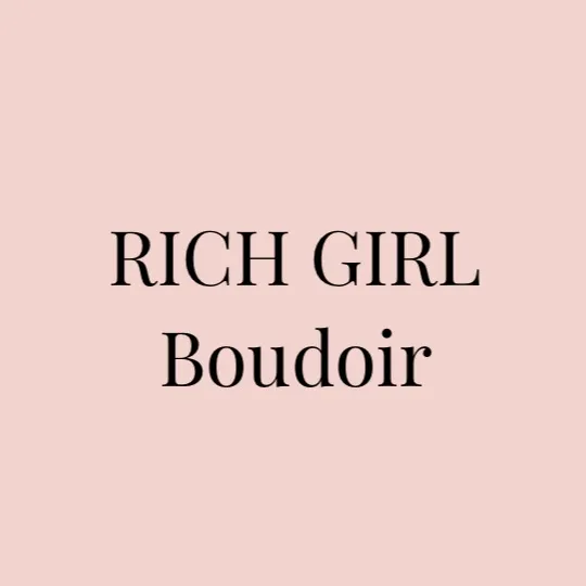 @richgirlboudoir