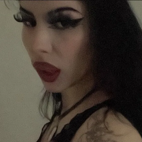 _elora_._