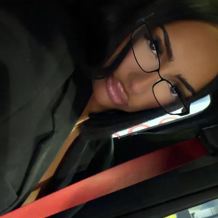 @camilachrt
