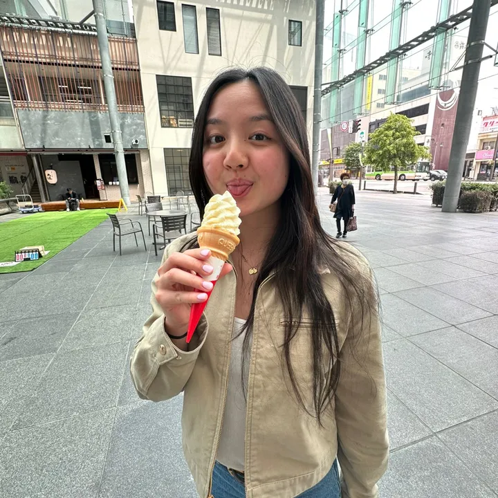@kayla_fu