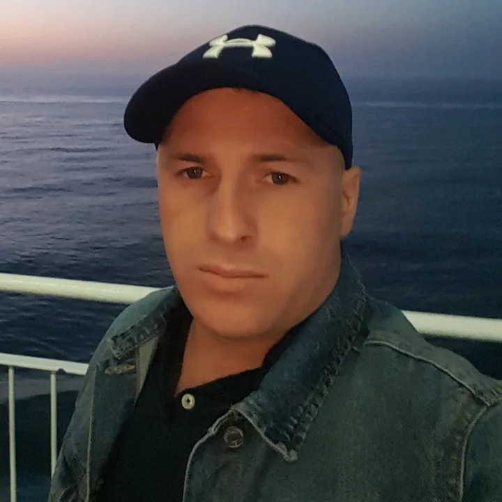 @petrovici.85
