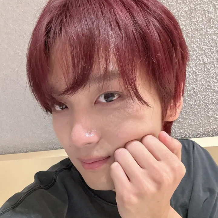 @hugs2hyuck