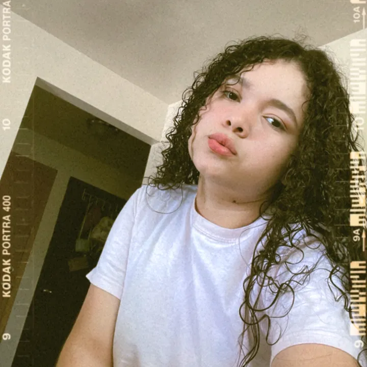 @diazbeliange