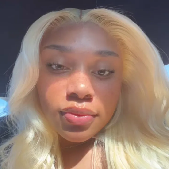 @deeskii_