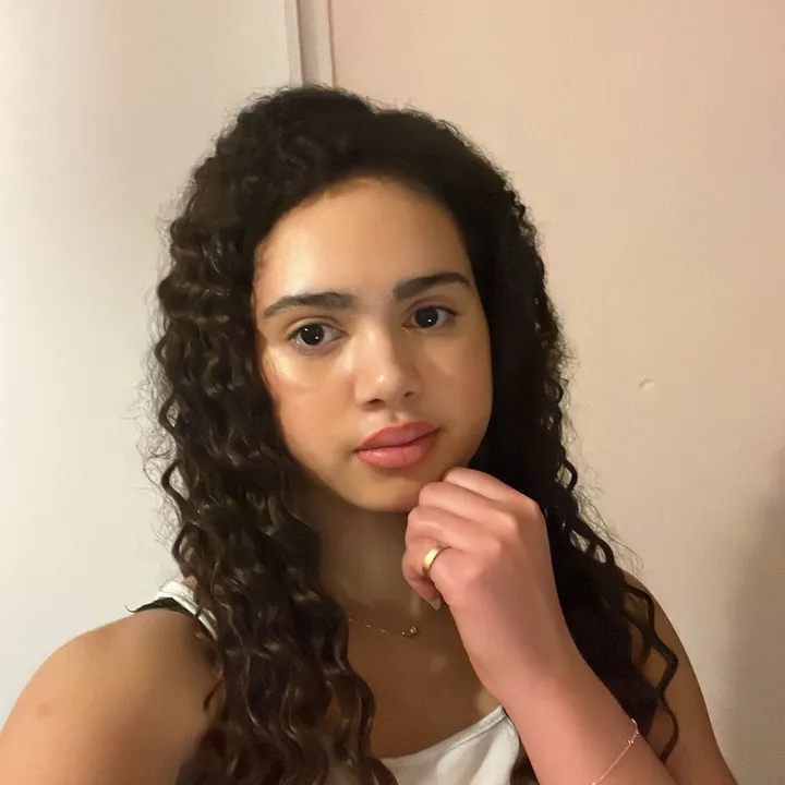 @djamila_bst