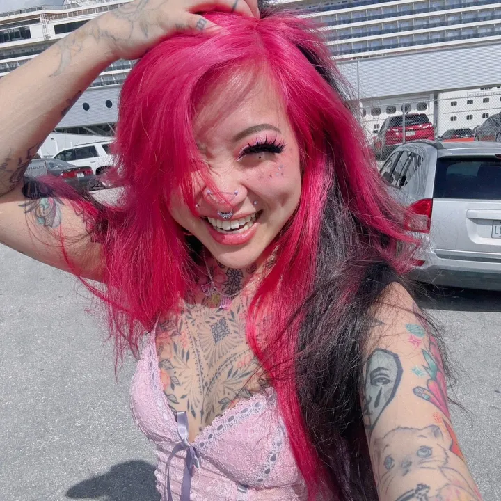 annie.miao