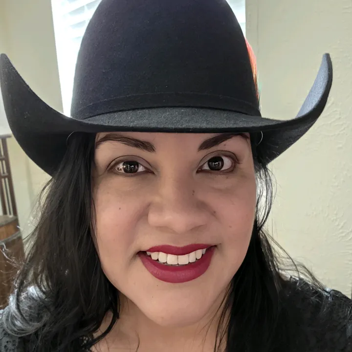 @theqtmom