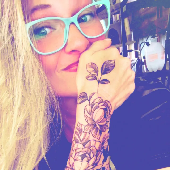 @thecrazyfroglady